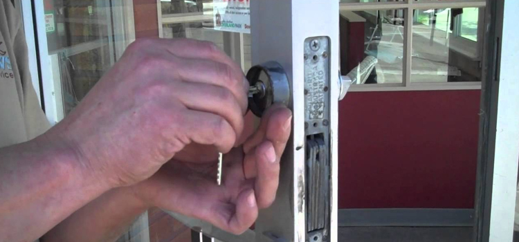 commercial door lock repair St.Catharines